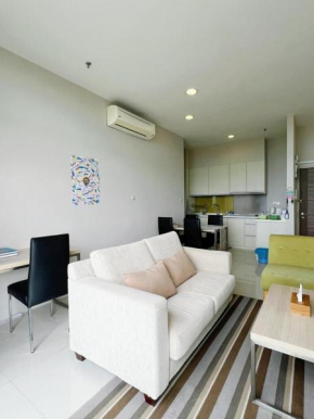 Fully furnished apartment opposite The Spring Mall